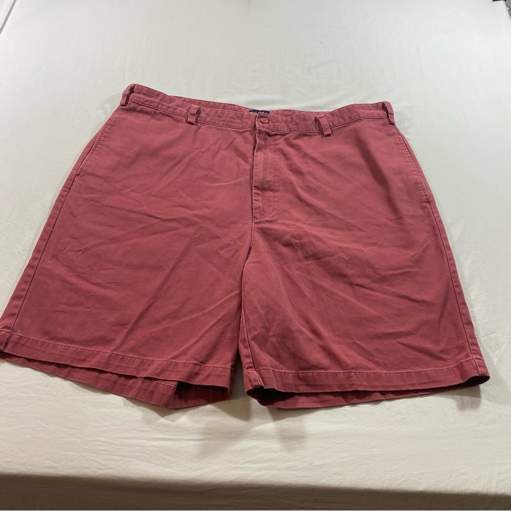 Tommy Hilfiger Men's Flat Front Shorts in Burgundy - Picture 5 of 6